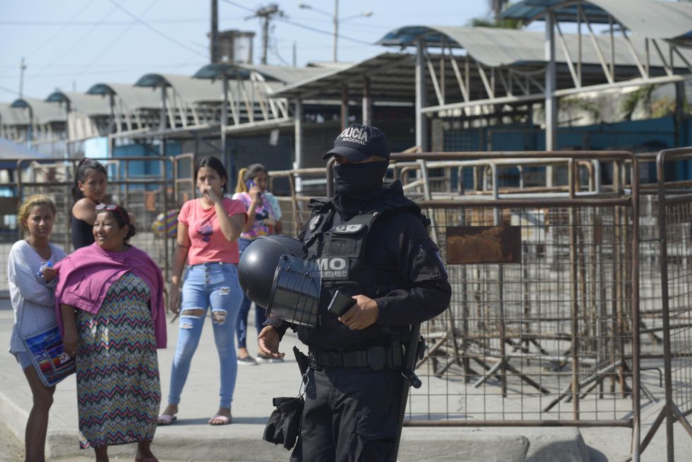 ¡Violencia en Ecuador! Motín en cárcel de Guayaquil deja 15 heridos
