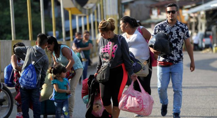 Acnur plantea un plan para mejorar condiciones de venezolanos en Perú