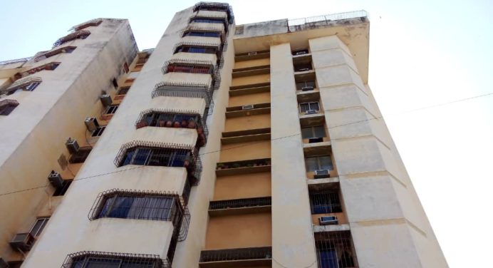 ¡Conmoción en el Zulia! Adolescente de 13 años muere al lanzarse de un octavo piso en Maracaibo