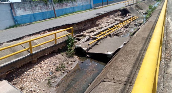 Continúa el desplome del caño de Las Avenidas