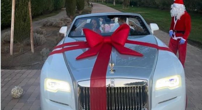 Cristiano Ronaldo recibió este regalo de Navidad de manos de Georgina Rodríguez (+Video)