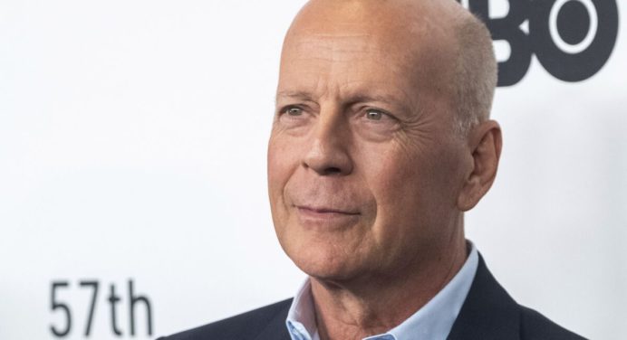 Familia de Bruce Willis reza por un milagro para su salud