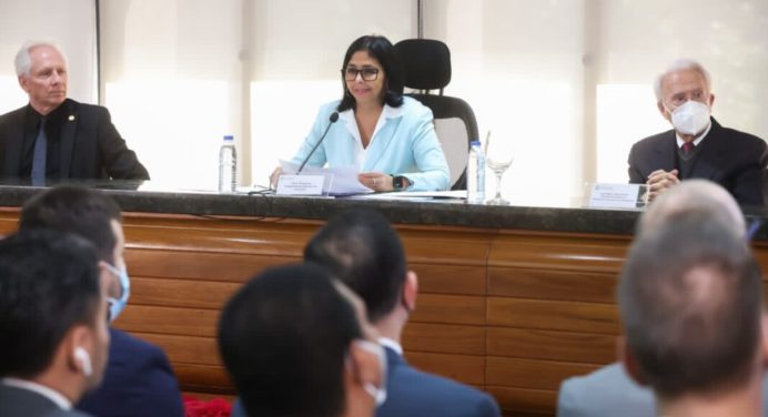 Gobierno de Nicolás Maduro confía cerrar el año con crecimiento económico de dos dígitos