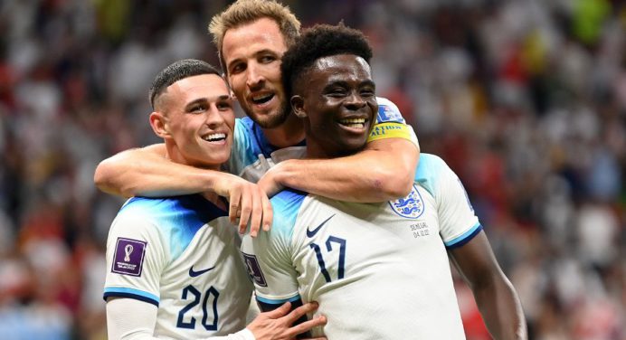 Inglaterra goleó a Senegal y clasificó a cuartos de final en Qatar 2022