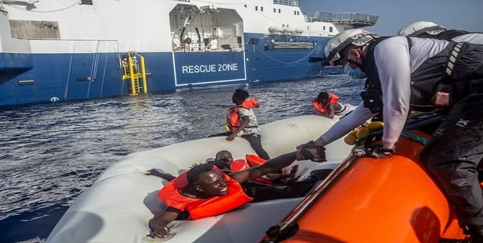 ¡Insólito! Nace un bebé en el barco de «Médicos Sin Fronteras» tras un rescate en el mar
