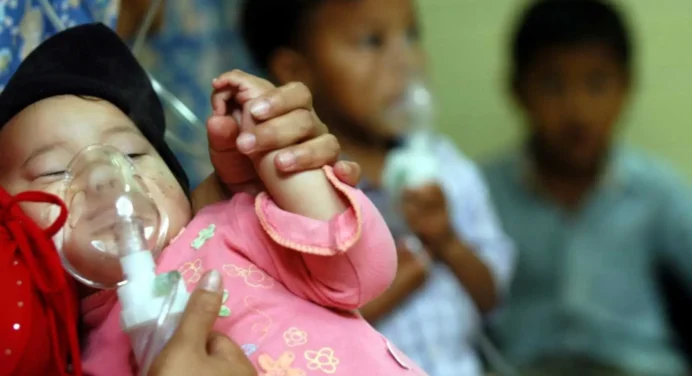La neumonía causa el 15% de las defunciones de niños en todo el mundo