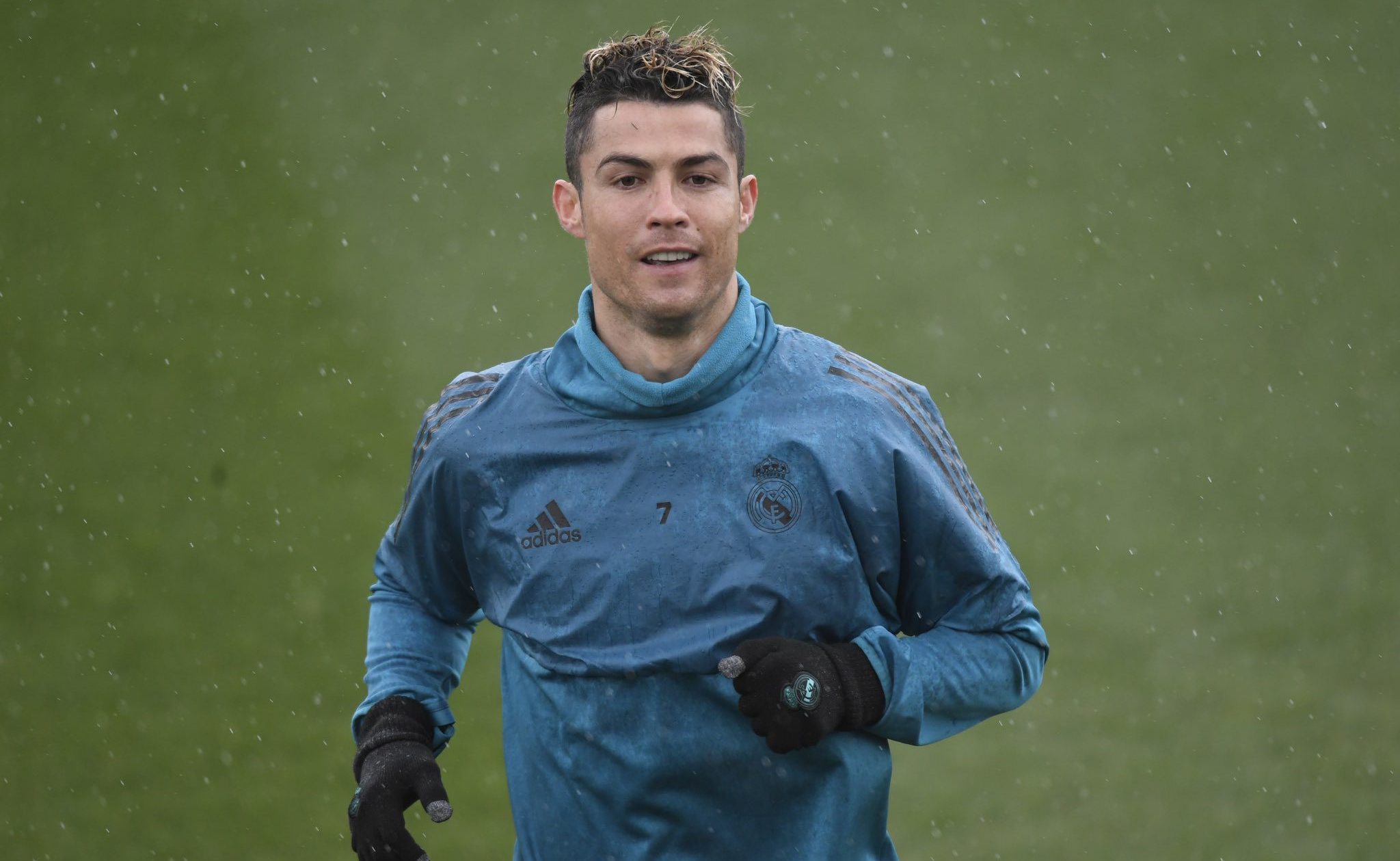 Cristiano Ronaldo busca club para 2023