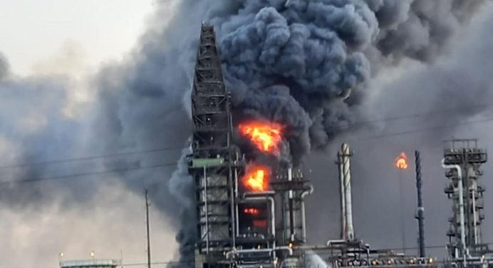 Reportan incendio en la planta de Petróleos de Venezuela “PetroMonagas” (+Video)