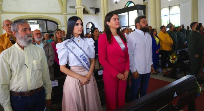 Luna y Fuentes realizan homenaje a Maturín en su aniversario 262