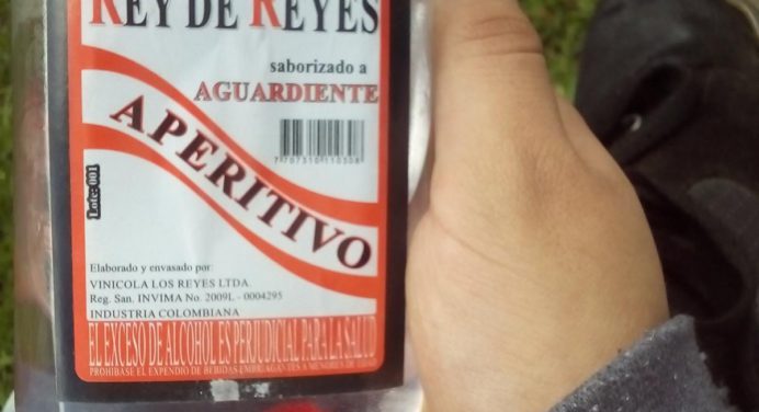 Licor adulterado con metanol en Colombia deja 16 personas muertas