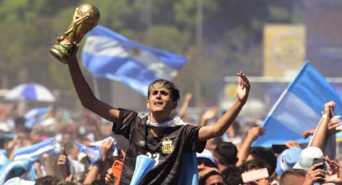 ¡Locura en Buenos Aires! Argentina celebra en masa el Mundial de Messi