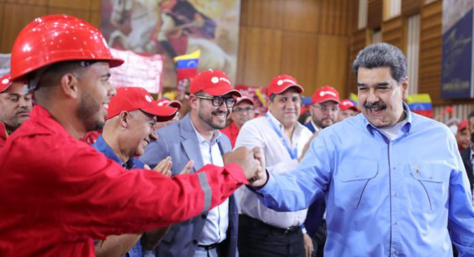 Maduro instó a la clase obrera petrolera a impulsar la potencia gasífera
