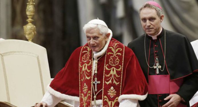 Diócesis de Maturín se une a actos fúnebres para honrar al Papa emérito Benedicto XVI