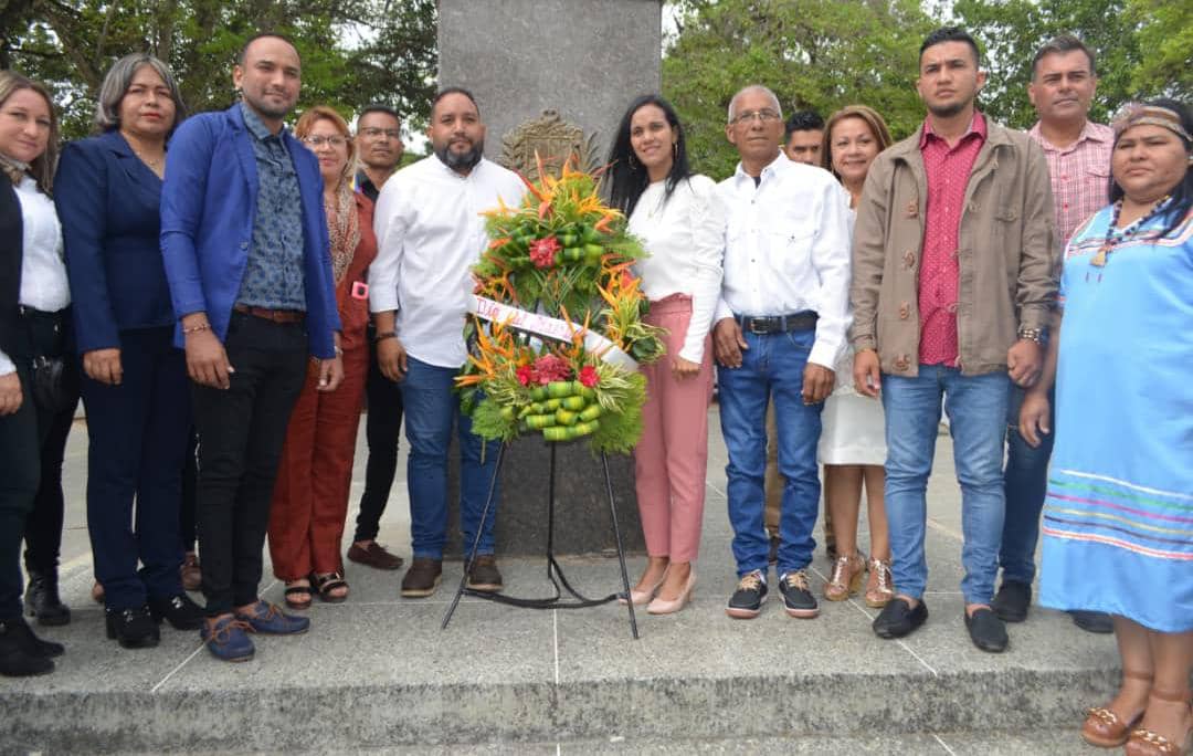 Alcalde Monteverde homenajeó a maestros de Cedeño