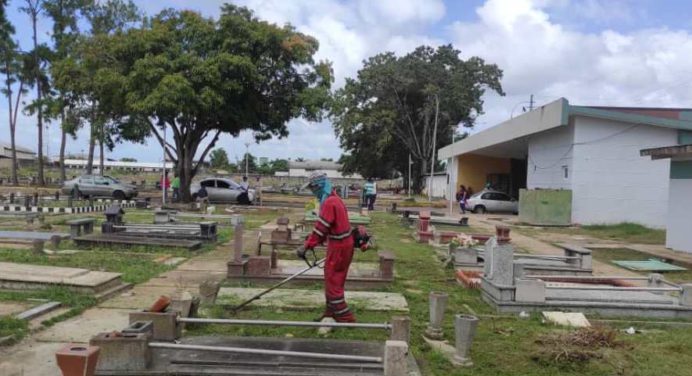 Alcaldía inició labores de limpieza en el Cementerio municipal de Maturín