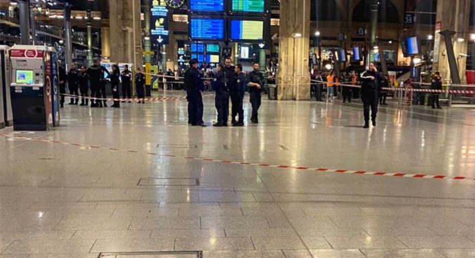 Varios heridos tras un ataque con cuchillo en la estación Norte de París
