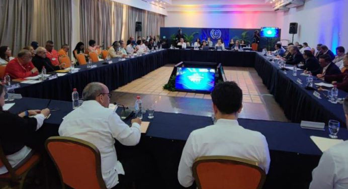 Gremios, ONG y OIT continúan diálogo social en Margarita