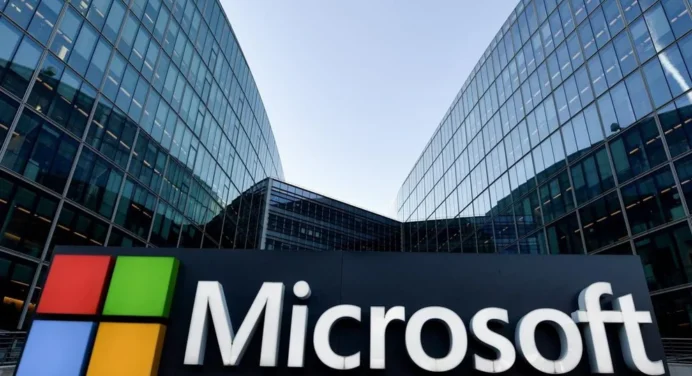 Microsoft despedirá cerca de 11.000 empleados
