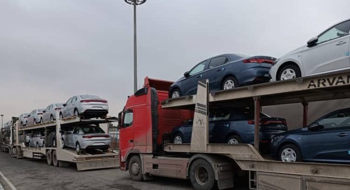 Mil vehículos iraníes llegarán al país la próxima semana