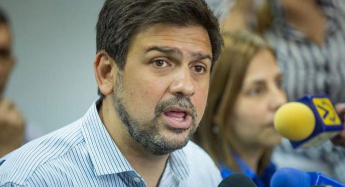 Ocariz anuncia su precandidatura a la presidencia a través de las redes sociales