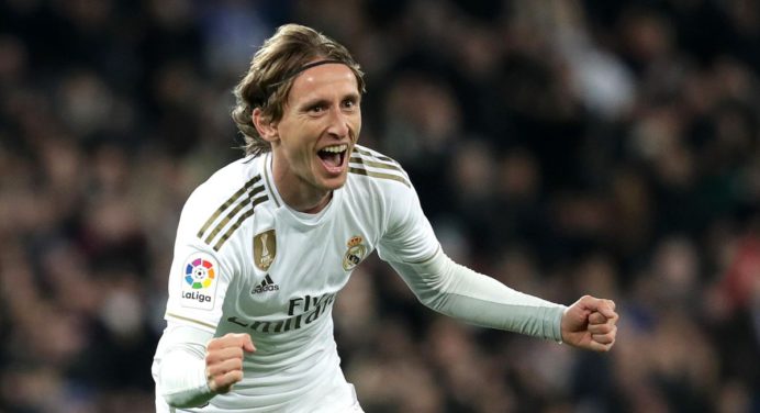 ¡Pudiera ser el tercer mejor pagado! Al-Nassr ofrece gran oferta por Luka Modric