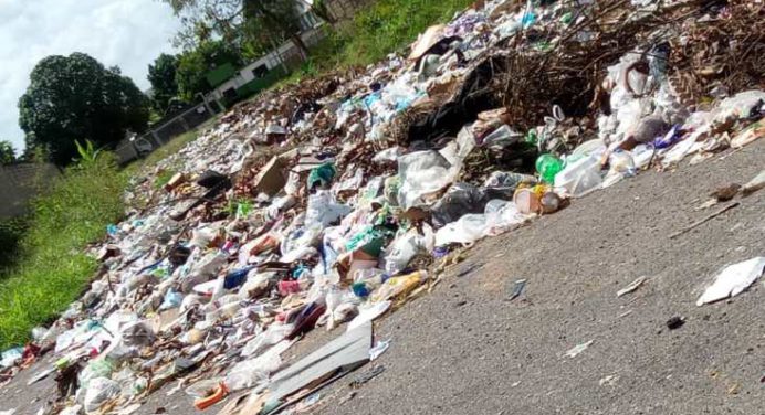 Hallan feto en basurero del Parque del Este en Las Cocuizas