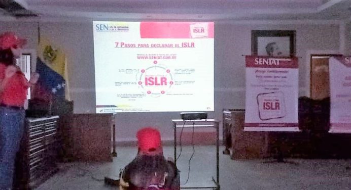 Seniat orienta a trabajadores del sector público en materia tributaria