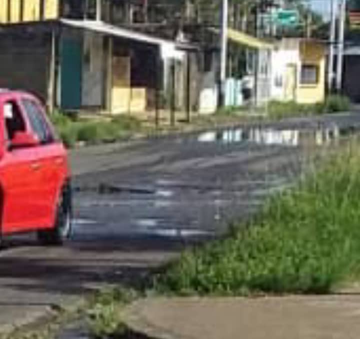 vecinos de dona menca denuncian contaminacion por bote de aguas servidas laverdaddemonagas.com calles7