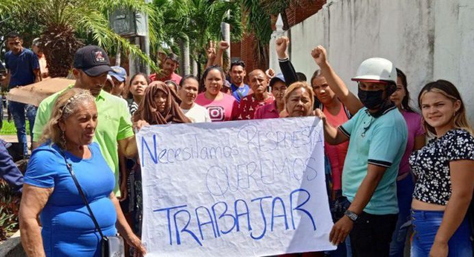 Vendedores de comida rápida se mantienen en espera de respuesta municipal