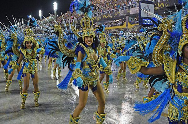 Las fiestas de carnaval, que paralizan Brasil durante cinco días y tienen su epicentro en Río de Janeiro