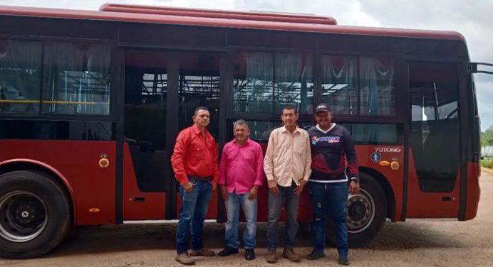 Cinco comunidades son atendidas con nueva ruta de Transmonagas a San Joaquín del Tigre