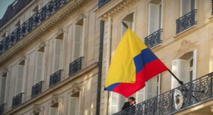 Colombia reabrirá cuatro de sus consulados en Venezuela