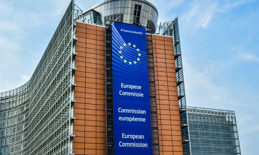 la Comisión Europea prohibió el uso de la aplicación Tiktok en sus plataformas oficiales
