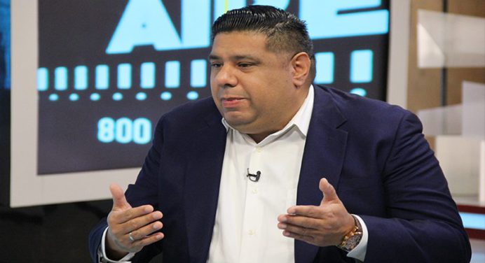 Diputado de la Asamblea Nacional niega que bachilleres impartirán clases en escuelas