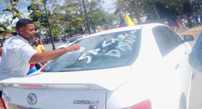 Docentes realizaron «grafitazo» por salario justo y mesa de diálogo en Maturín