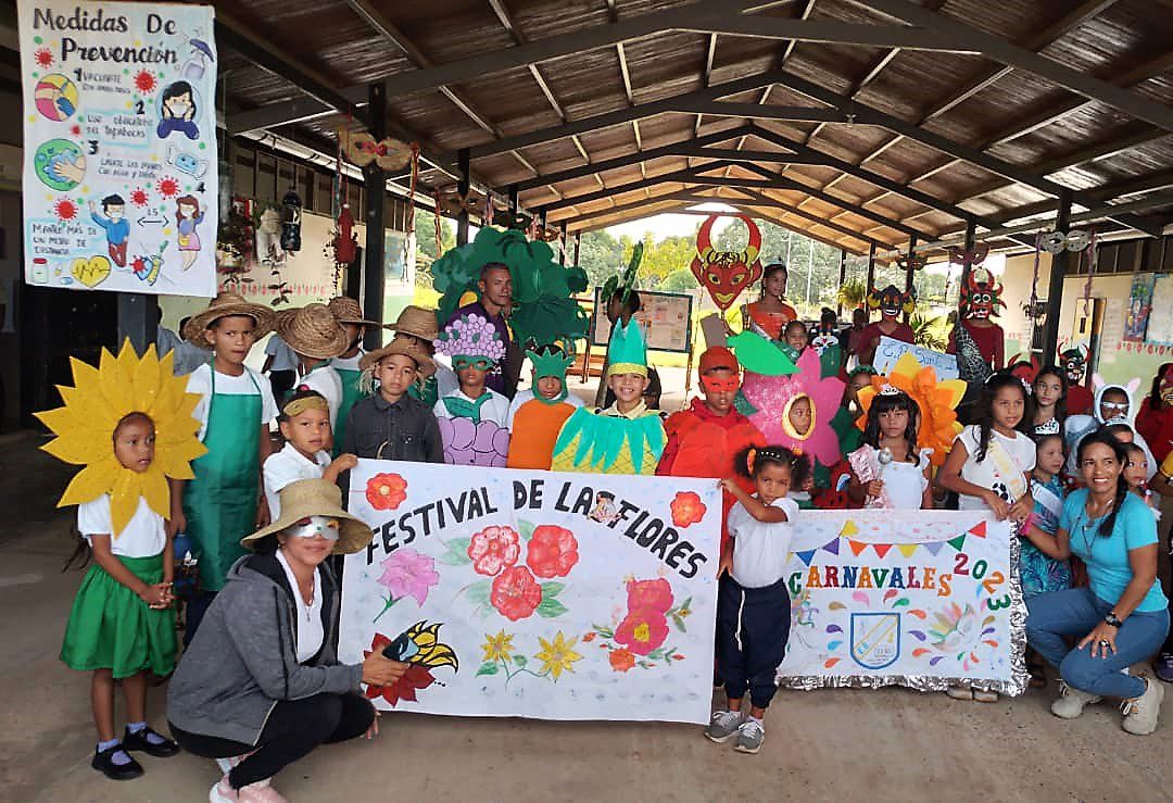 Escuela Santa Inés se lució con su desfile pedagógico del Carnaval de Maturín 2023