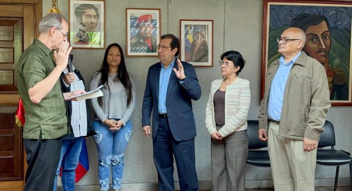 Ex gobernador Adán Chávez jura como nuevo rector de la Universidad Ezequiel Zamora