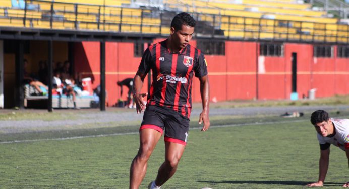 José Requena es la primera alta de Atlético La Cruz para la campaña 2023