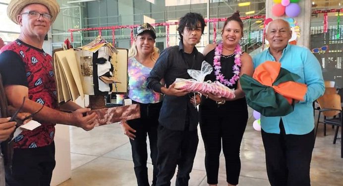 La fiesta del Carnaval llegó al Icum con un concurso y exposición de máscaras