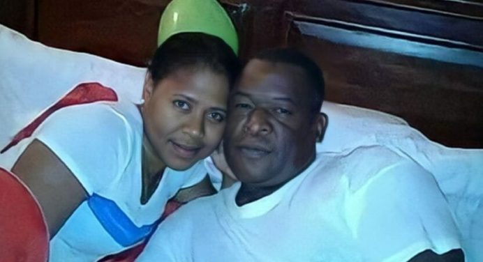 Padre de pelotero dominicano asesinó a su exesposa en plena calle