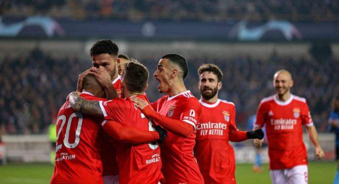 Benfica derrotó al Club Brujas en los octavos de final de la Champions League