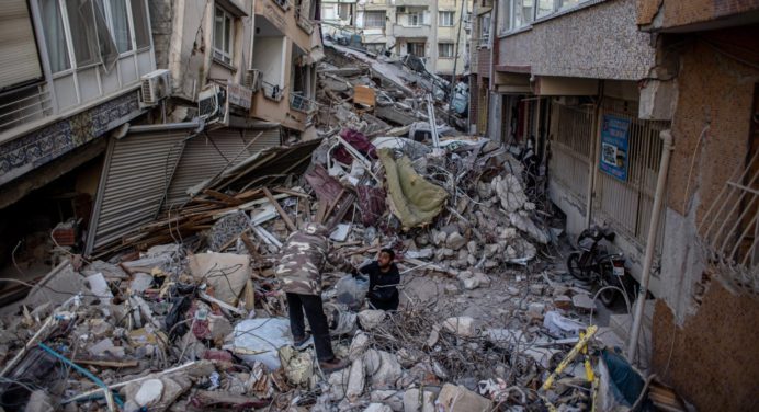 Milagro en Turquía y Siria al ser rescatadas tres personas con vida tras 11 días bajo los escombros
