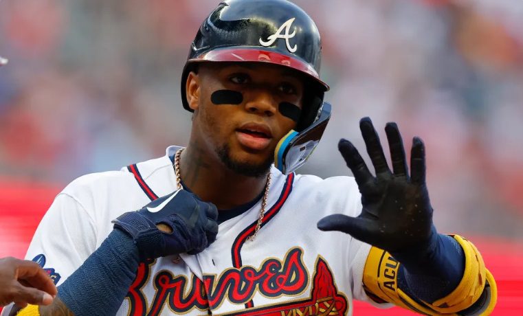 Ronald Acuña Jr. se reportó a su equipo en la MLB