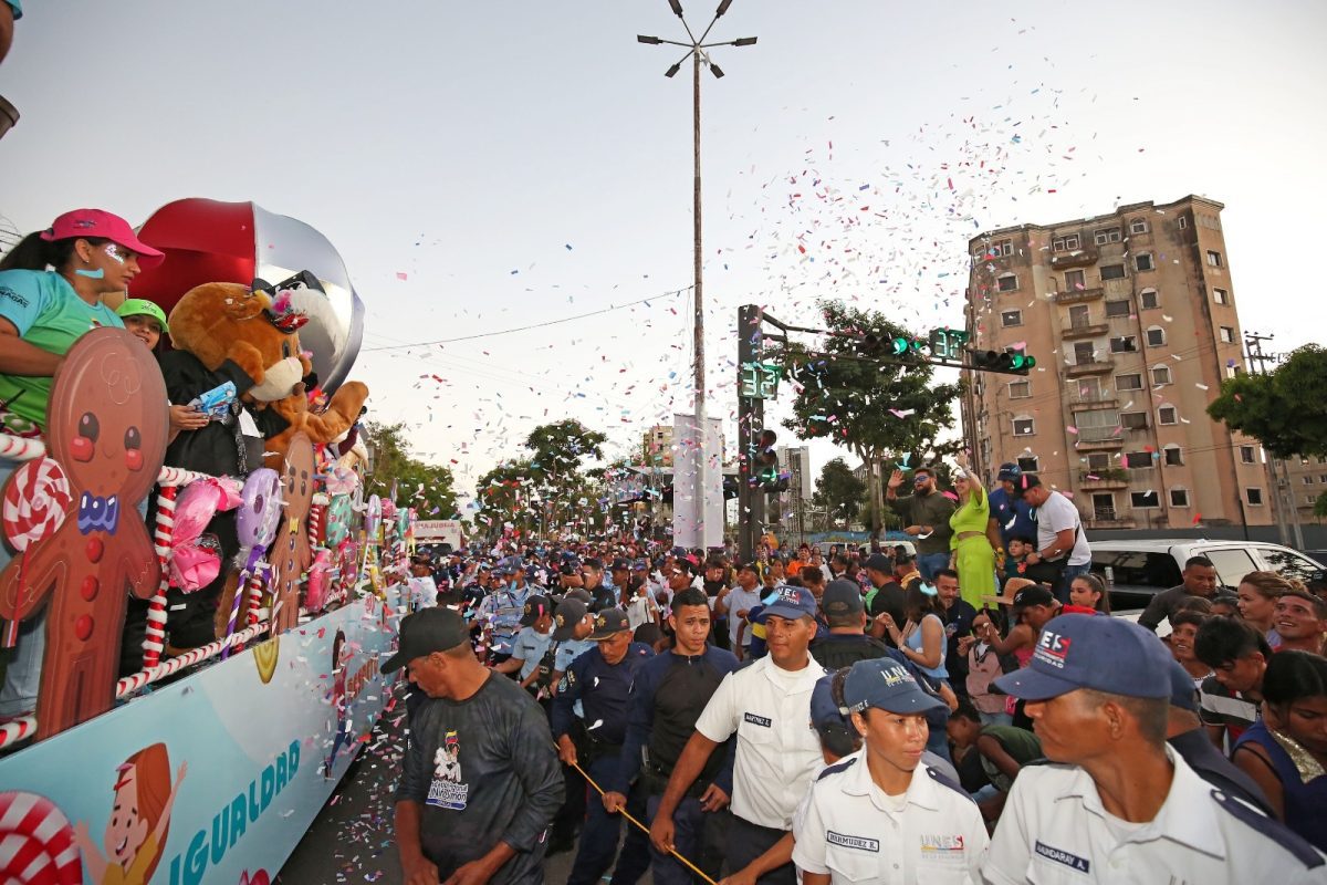 majestuoso desfile educativo dio inicio a los carnavales de maturin 2023 laverdaddemonagas.com carroza2