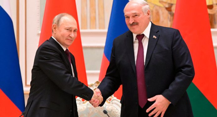Putin y Lukashenko se reúnen este viernes en Moscú