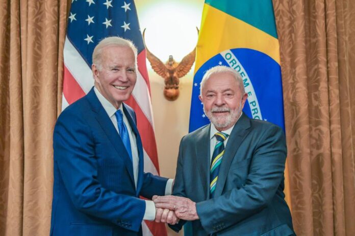 El presidente de Brasil, Lula da Silva, sostuvo su primera reunión con su homólogo de Estados Unidos, Joe Biden