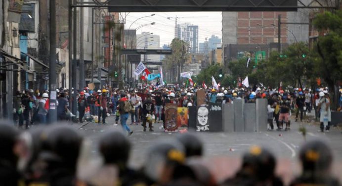 Nueva jornada de protestas en Lima contra Gobierno de Perú