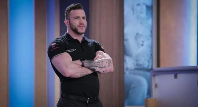 ¿Te acuerdas del guapo de seguridad de Caso Cerrado? No creerás lo que mostró