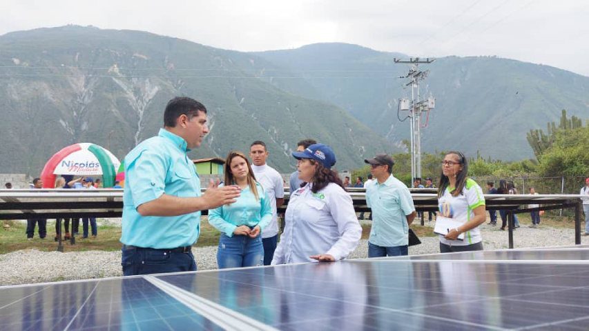 Ya inaugurada la primera planta pública de placas solares en Venezuela