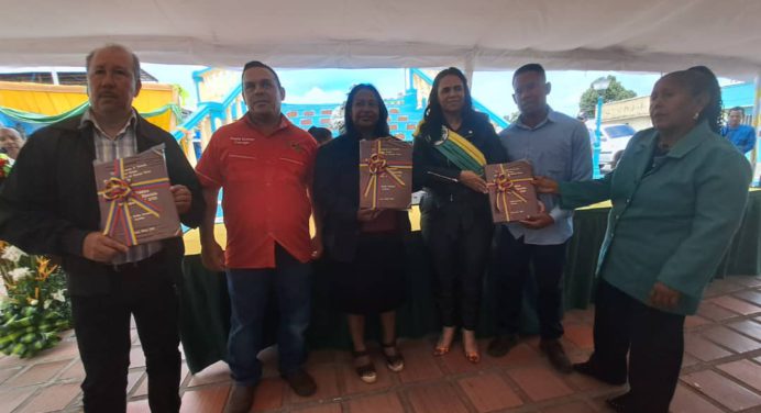 Alcaldesa Evelin Martínez presentó Memoria y Cuenta 2022 ante el pueblo de Uracoa